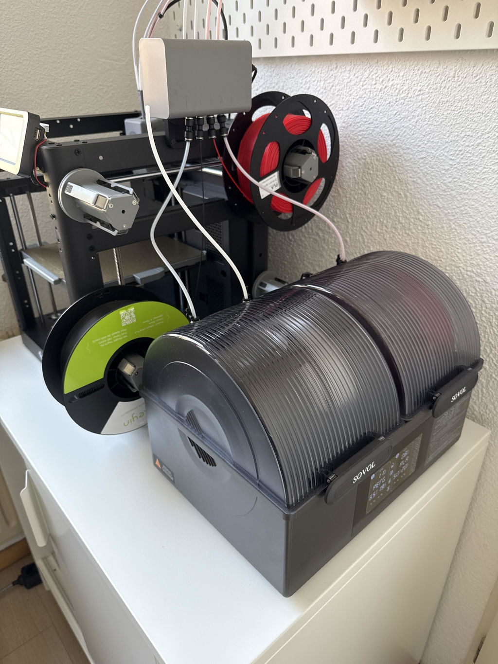 Zwei Materialien parallel trocknen