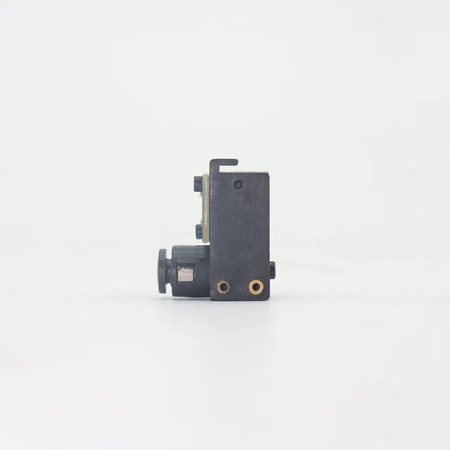 qidi-tech-q1-pro-filament-auslaufsensor image 1